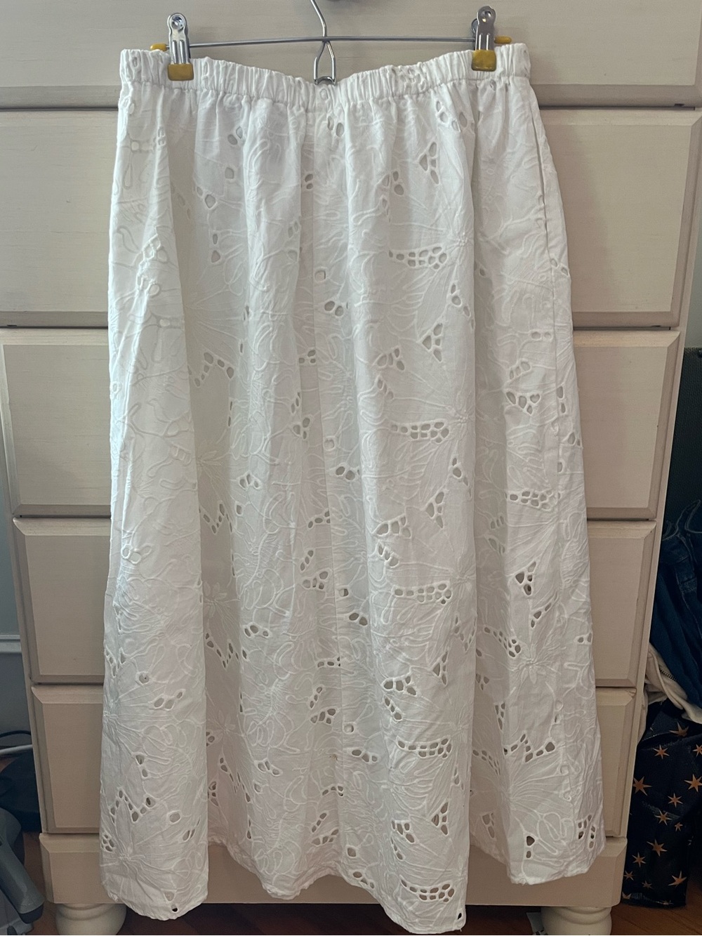 H&M White Floral Cutwork Maxi Skirt - Picture 2 of 4